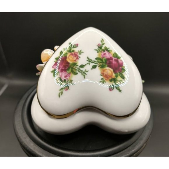 Vintage Royal Albert Old Country Roses Heart Shaped Figurine Flower Arrangement - Picture 4 of 5